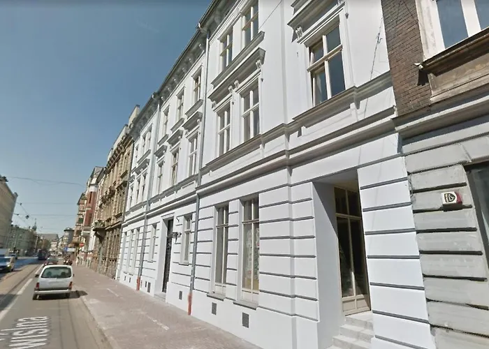 HOUSEHOST : Starowiślna Street 36/27